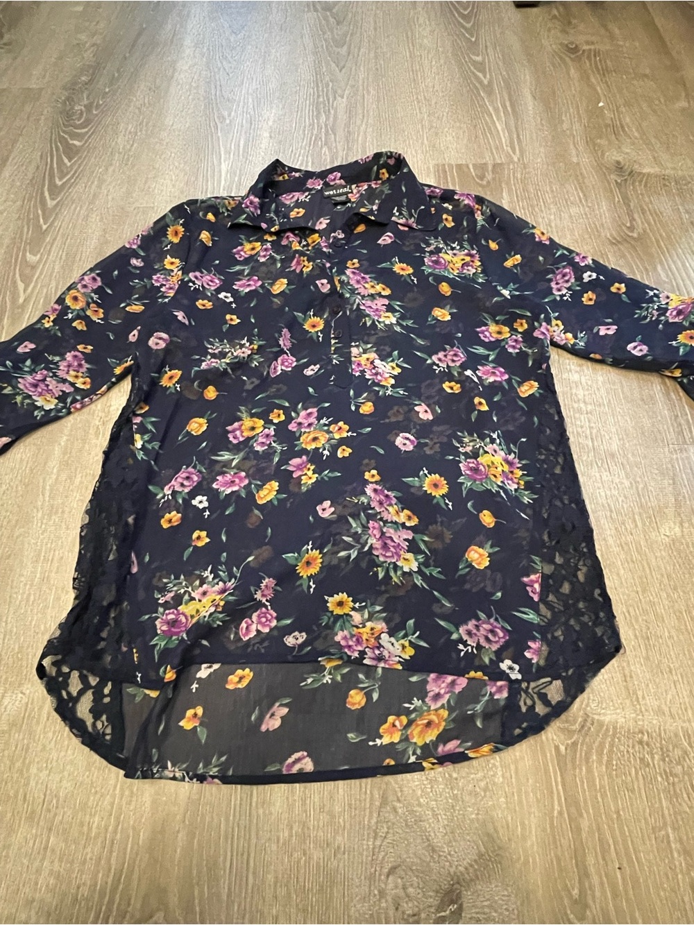 Wet Seal navy blue floral polyester blouse: XL